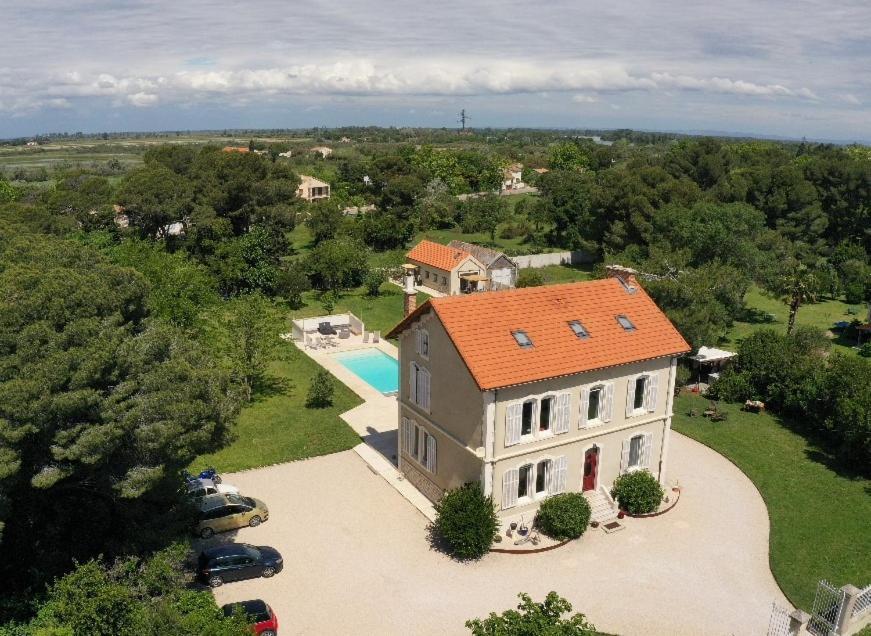 Maebrilu Camargue Provence Acomodação com café da manhã Salin-de-Giraud Exterior foto